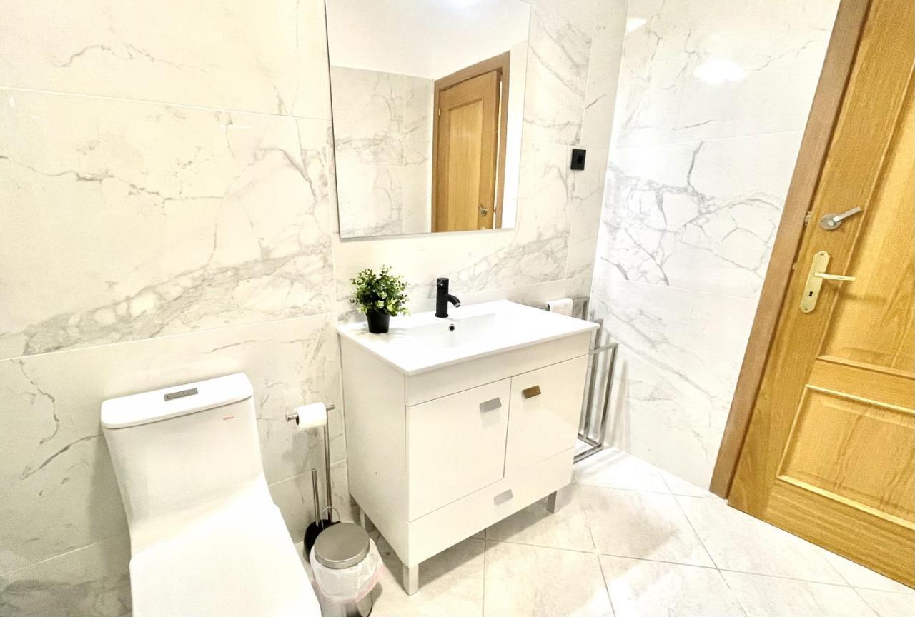 Amazing 1 Bedroom Apartment Near Marina วิลาโมรา ภายนอก รูปภาพ